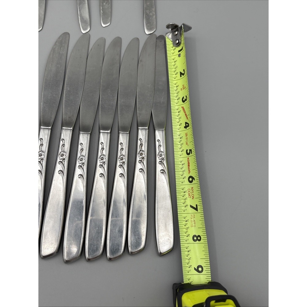 Vintage Oneida Spice Pattern 21 Pc Flatware Floral Fork Spoon Butter‎ Knife - Picture 2 of 14